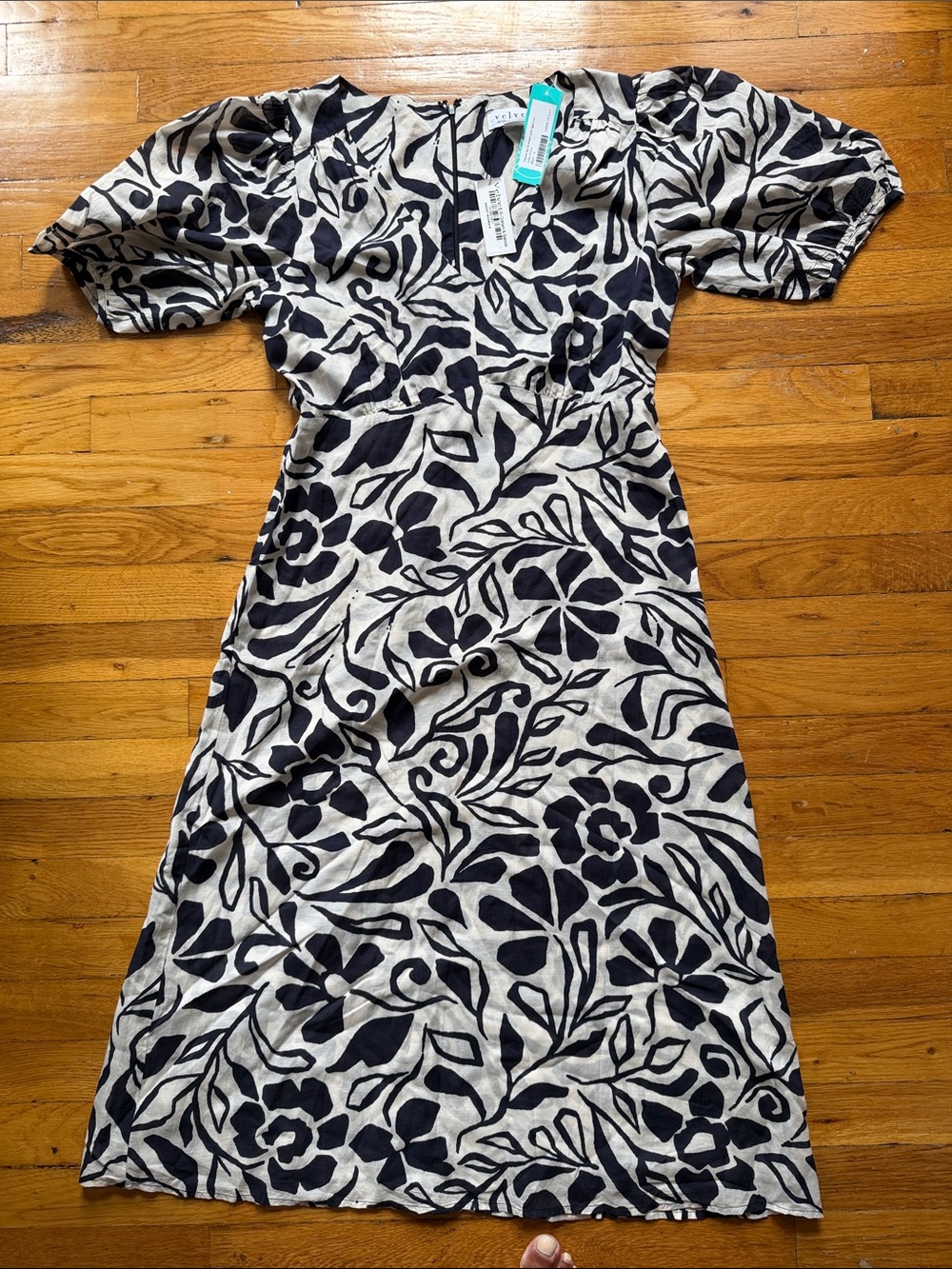 Velvet by Graham & Spencer Black and White Floral Midi Dress
